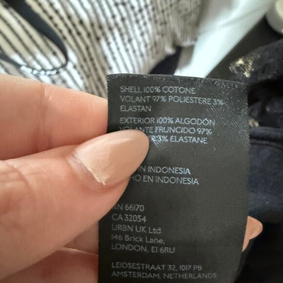 PILCRO | Solstice Golden Hour Tee Gold Butterfly with Lace Ruffle | Extra Small - Picture 7 of 7